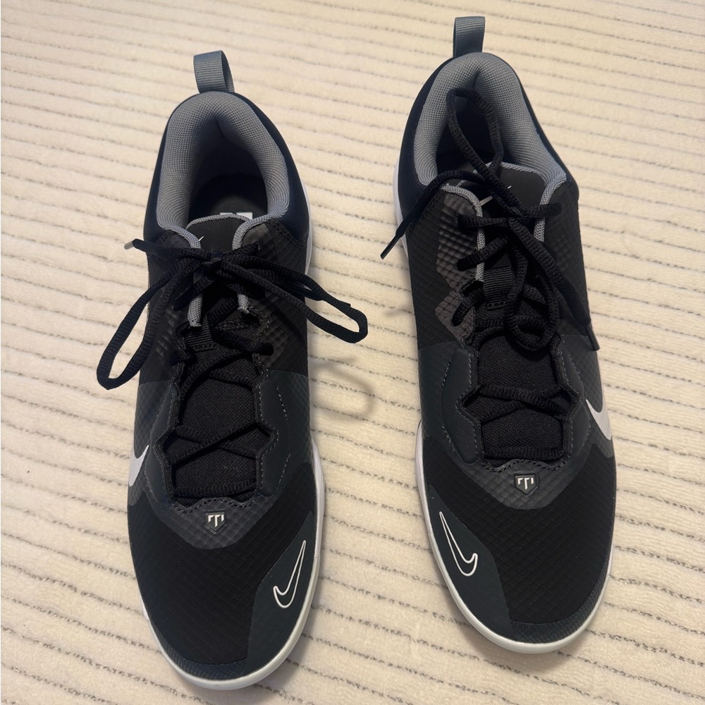 Nike Black and Gray Athletic Baseball Shoes  with Breathable Mesh